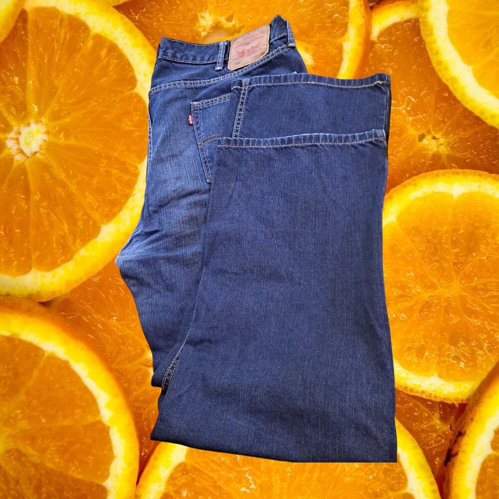 Levi's‎ Relaxed Straight 559 Slightly Distressed Blue Jeans Size 40x30